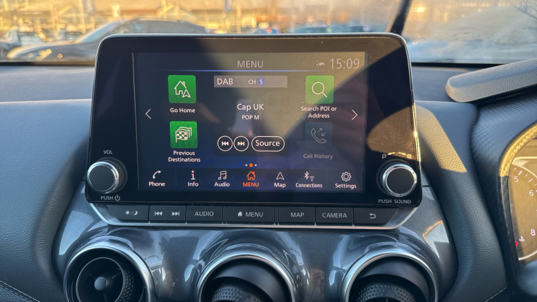 Nissan Juke 1.0 DiG-T 114 N-Connecta 5dr Petrol Hatchback